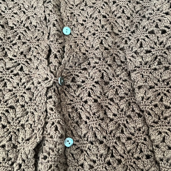 Women’s Eddie Bauer Sweater - Picture 3 of 3